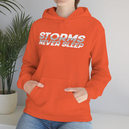 Sudadera con capucha Storms Never Sleep 