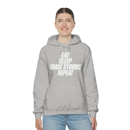 Eat, Sleep, Chase Storms, Repeat Sudadera con capucha 