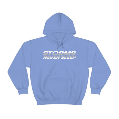 Sudadera con capucha Storms Never Sleep 