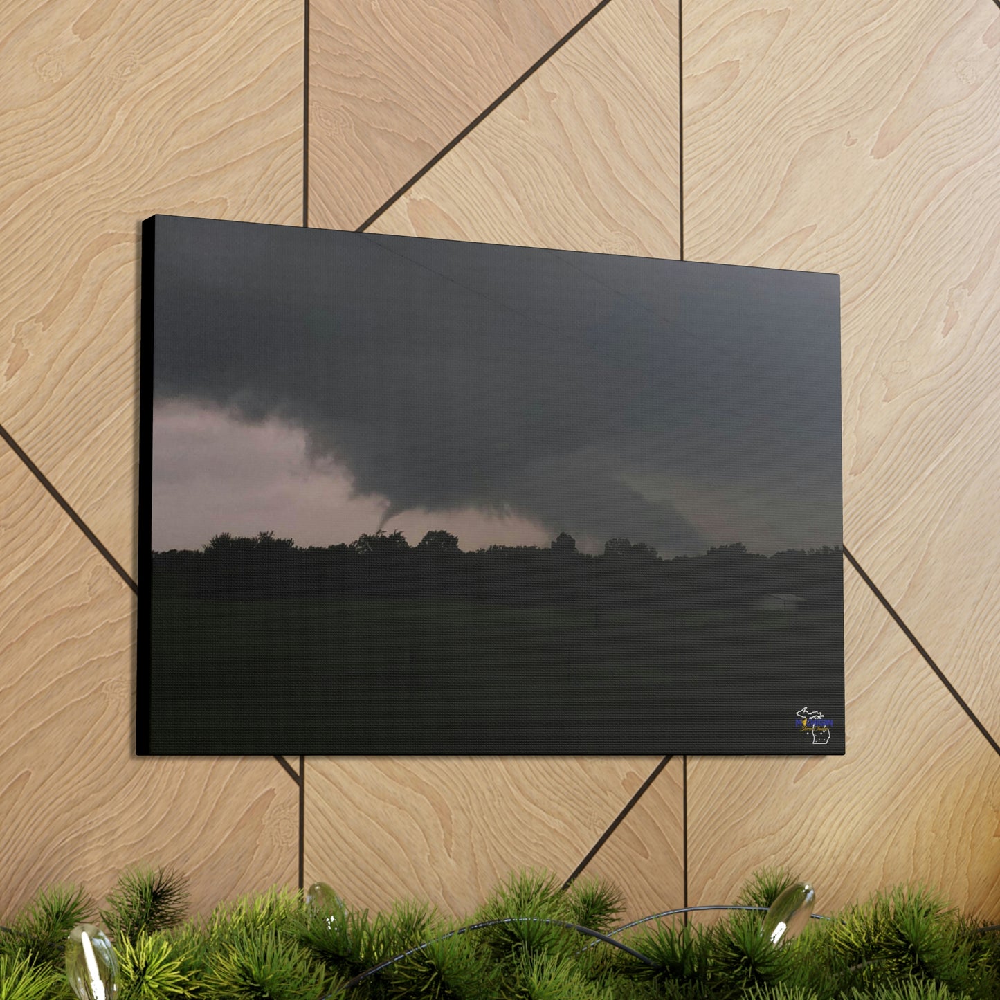 Small Missouri Tornado & Wall cloud