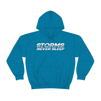 Sudadera con capucha Storms Never Sleep 