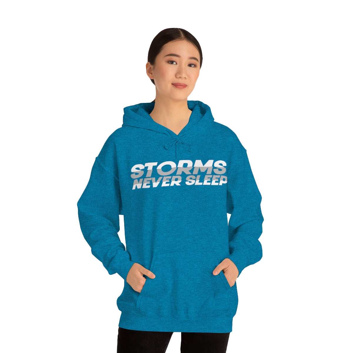 Sudadera con capucha Storms Never Sleep 